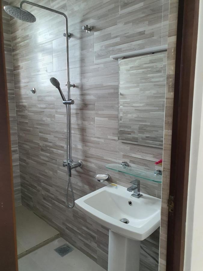 New 2 Bedroom Apartment, 100M Away From The Beach Dehiwala-Mount Lavinia Εξωτερικό φωτογραφία