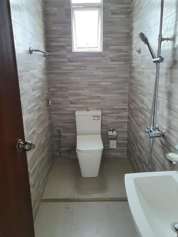 New 2 Bedroom Apartment, 100M Away From The Beach Dehiwala-Mount Lavinia Εξωτερικό φωτογραφία