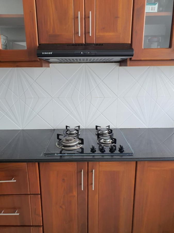 New 2 Bedroom Apartment, 100M Away From The Beach Dehiwala-Mount Lavinia Εξωτερικό φωτογραφία